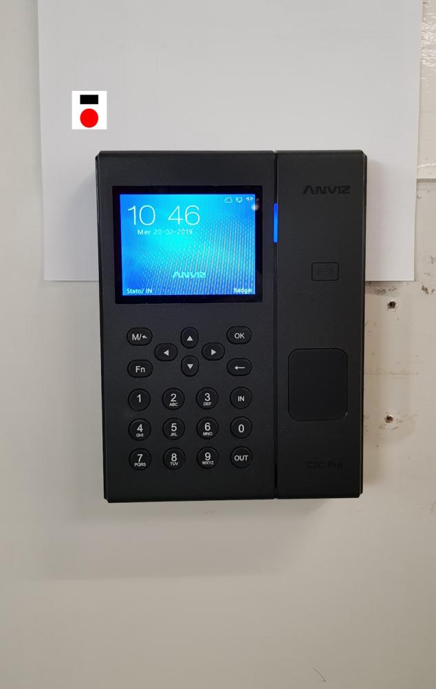 La Soluzione: Rilevazione Presenze Web Licenza con Tecnologia RFID/Mifare