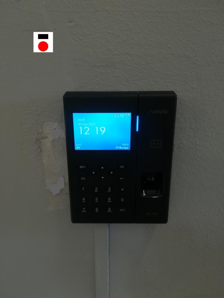 La Soluzione: Infrastruttura Hardware e Software Implementata