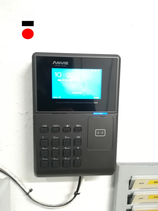 Infrastruttura Hardware e Software di Rilevazione Presenze