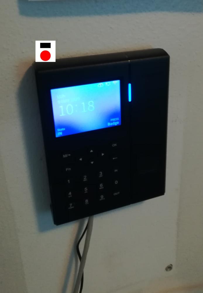 Soluzione Implementata: Rilevazione Presenze Web On-Prem con Tecnologia RFID e Software Gestionale
