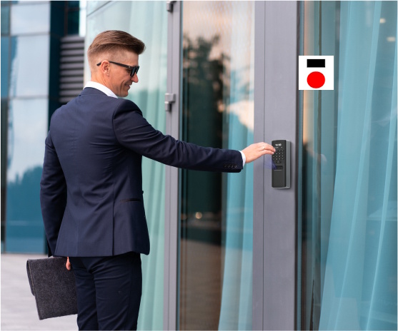 Vantaggi Certificati: Perché Scegliere l'Installazione Remota di Controllo Accessi Web